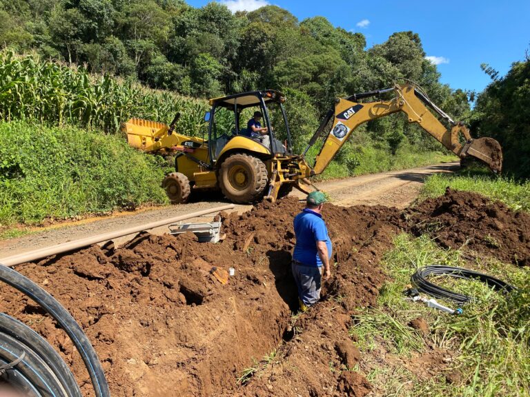 Obras do projeto para distribuição de água potável nas comunidades do interior de Porto Vitória entram em nova fase